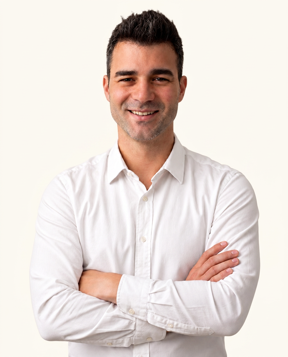 Retrato de César Riquelme